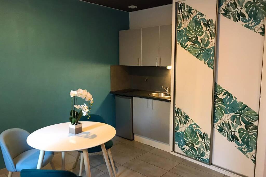 Studio cocooning à 50 m du port Cassis Extérieur photo